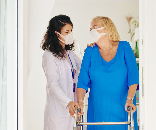 Assisting Senior Resident
