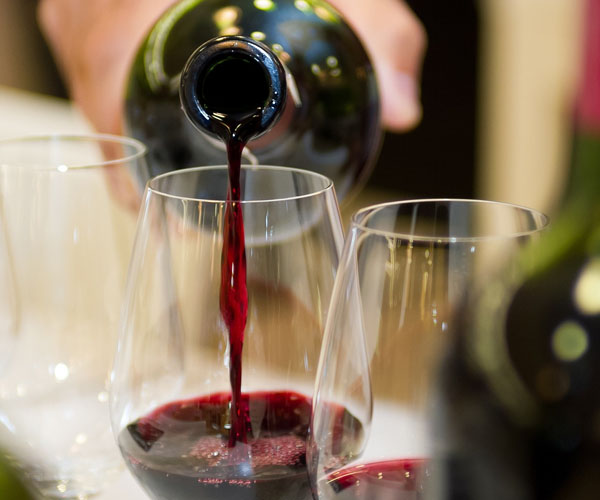 Sports And Wine Bar 1 | Heritage Waterside Sports And Wine Bar