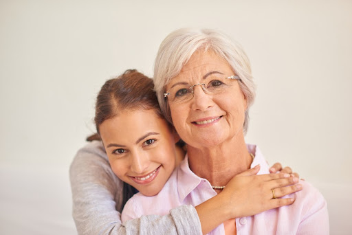 Signs Your Aging Parent Needs Help | Bahama Bay